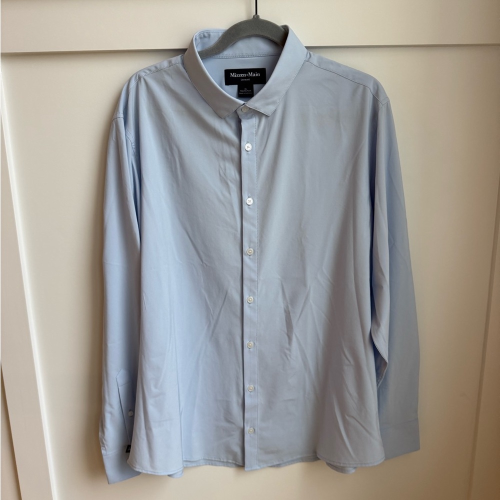 Men’s Mizzen + Main Leeward Shirt – XL Trim | No Tuck | Excellent Condition